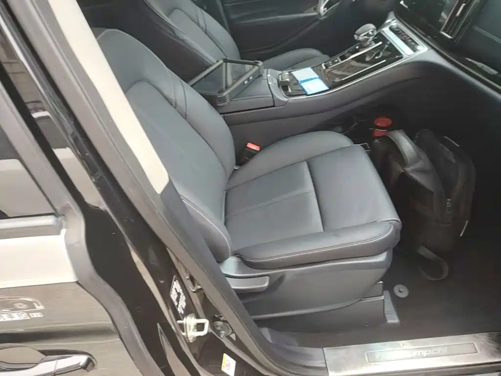 GAC Motor Trumpchi M8 — фото 25