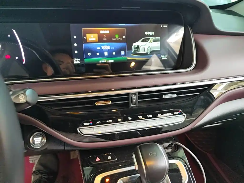 GAC Motor Trumpchi M6 — фото 20