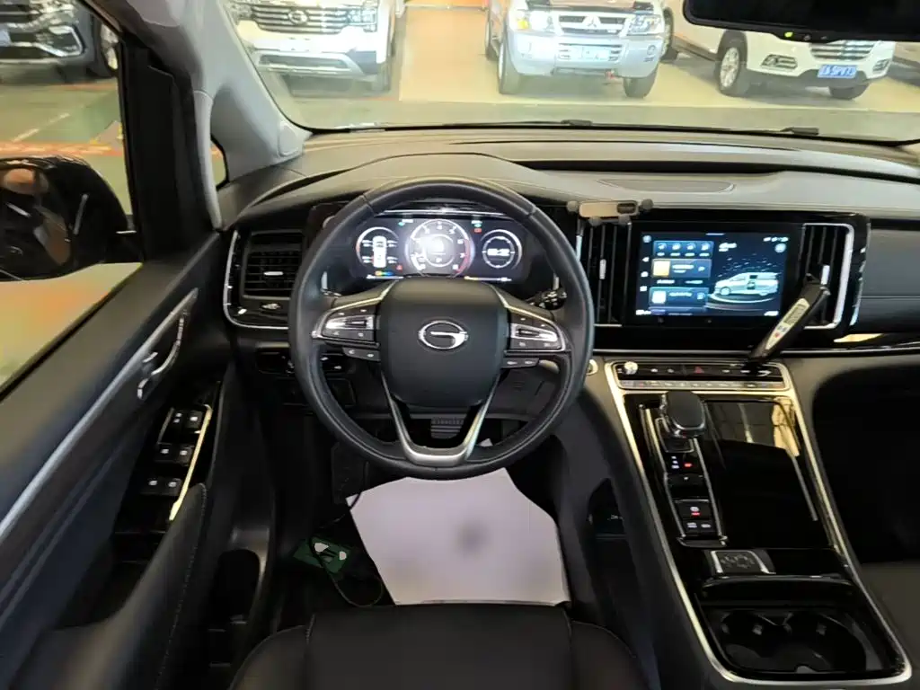 GAC Motor Trumpchi M8 — фото 11