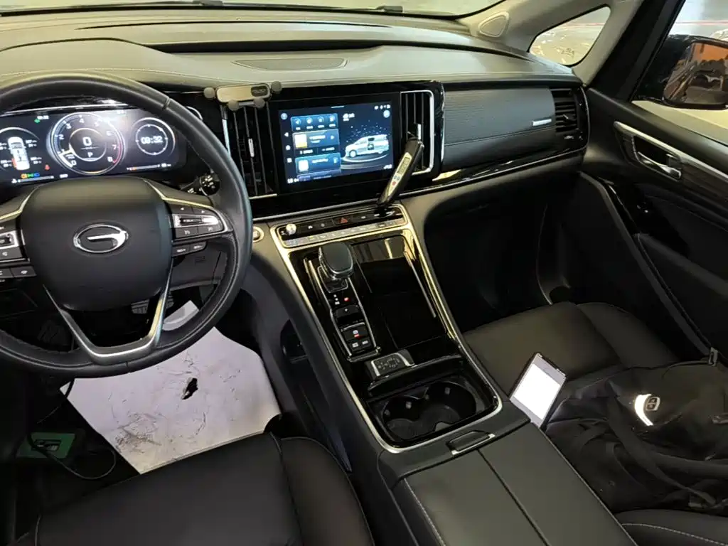 GAC Motor Trumpchi M8 — фото 14