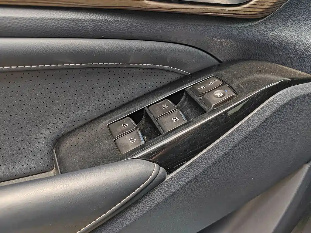 GAC Motor Trumpchi M8 — фото 15