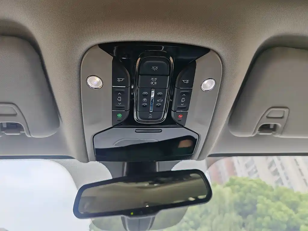 GAC Motor Trumpchi M8 — фото 16