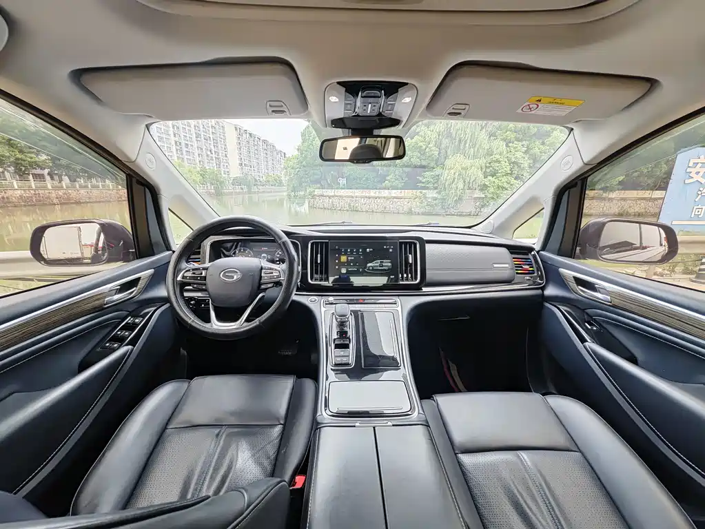GAC Motor Trumpchi M8 — фото 6