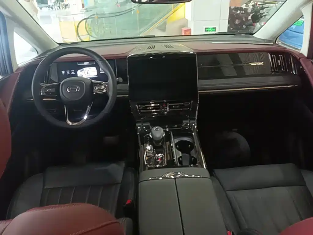 GAC Motor Trumpchi E9 — фото 10