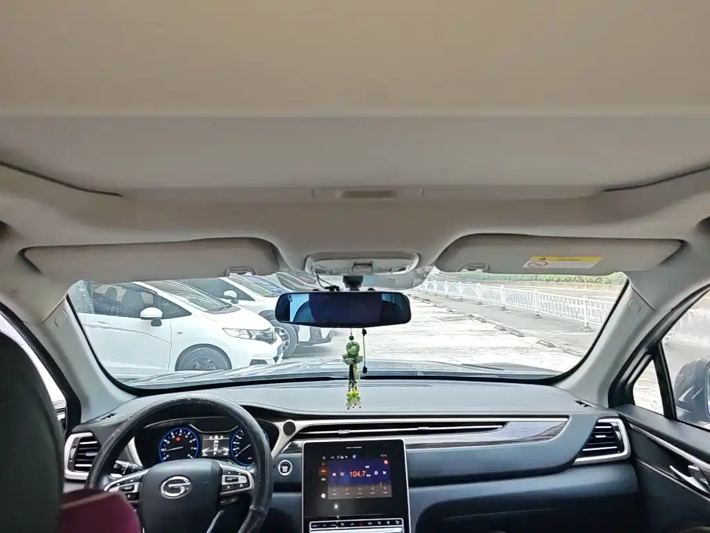 GAC Motor Trumpchi GS5 — фото 18