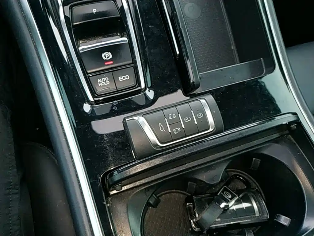 GAC Motor Trumpchi M8 — фото 17