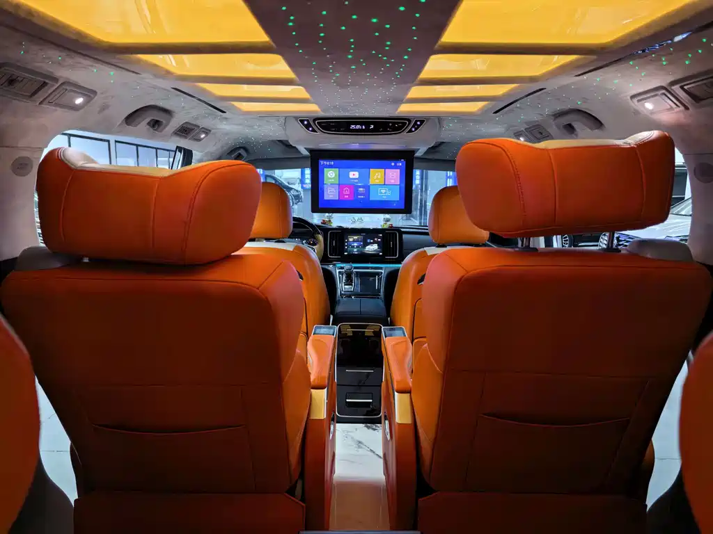 GAC Motor Trumpchi M8 — фото 14