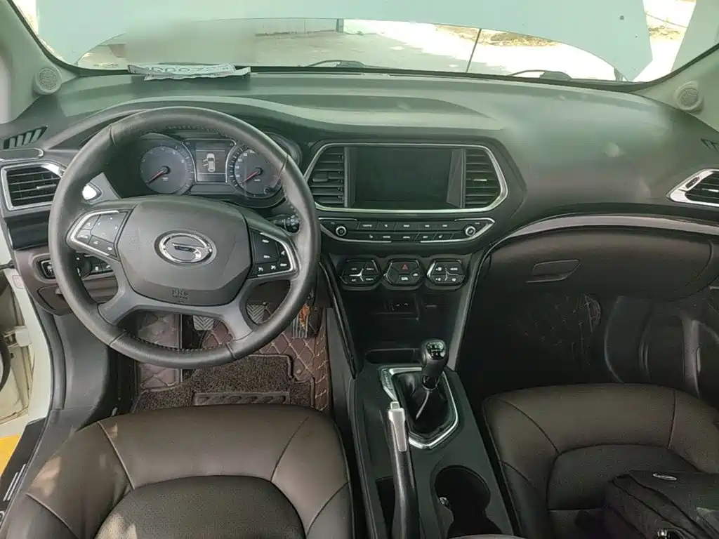 GAC Motor Trumpchi GS4 — фото 10