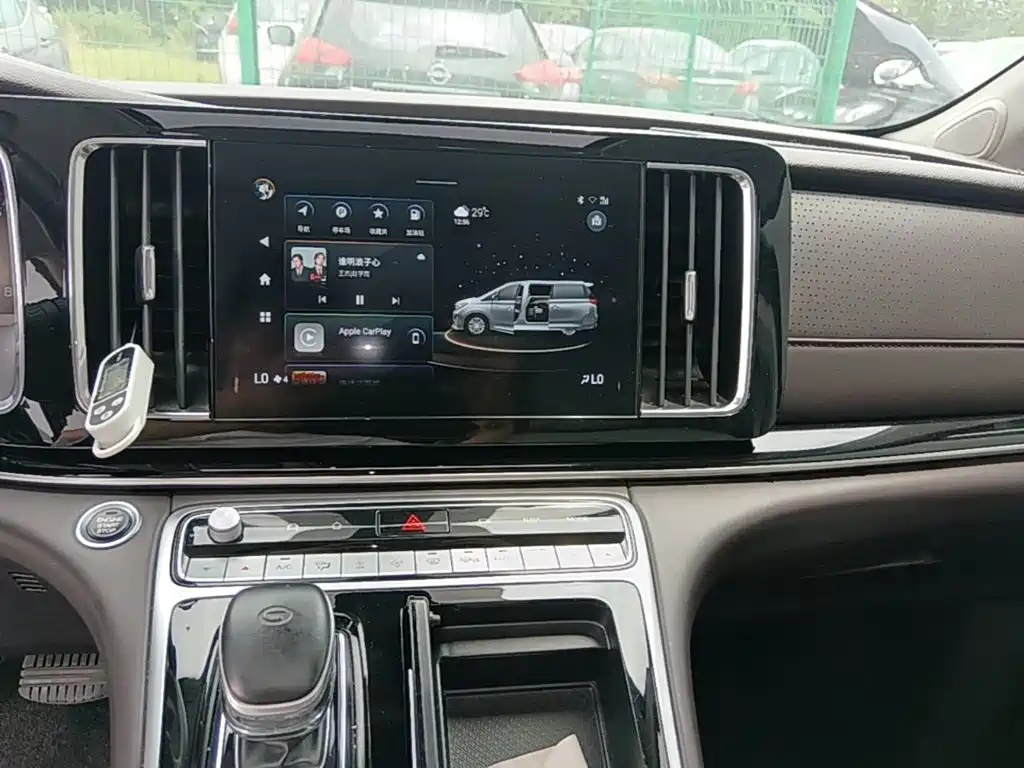 GAC Motor Trumpchi M8 — фото 13