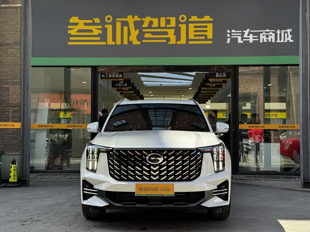 GAC Motor Trumpchi GS8 — фото 2
