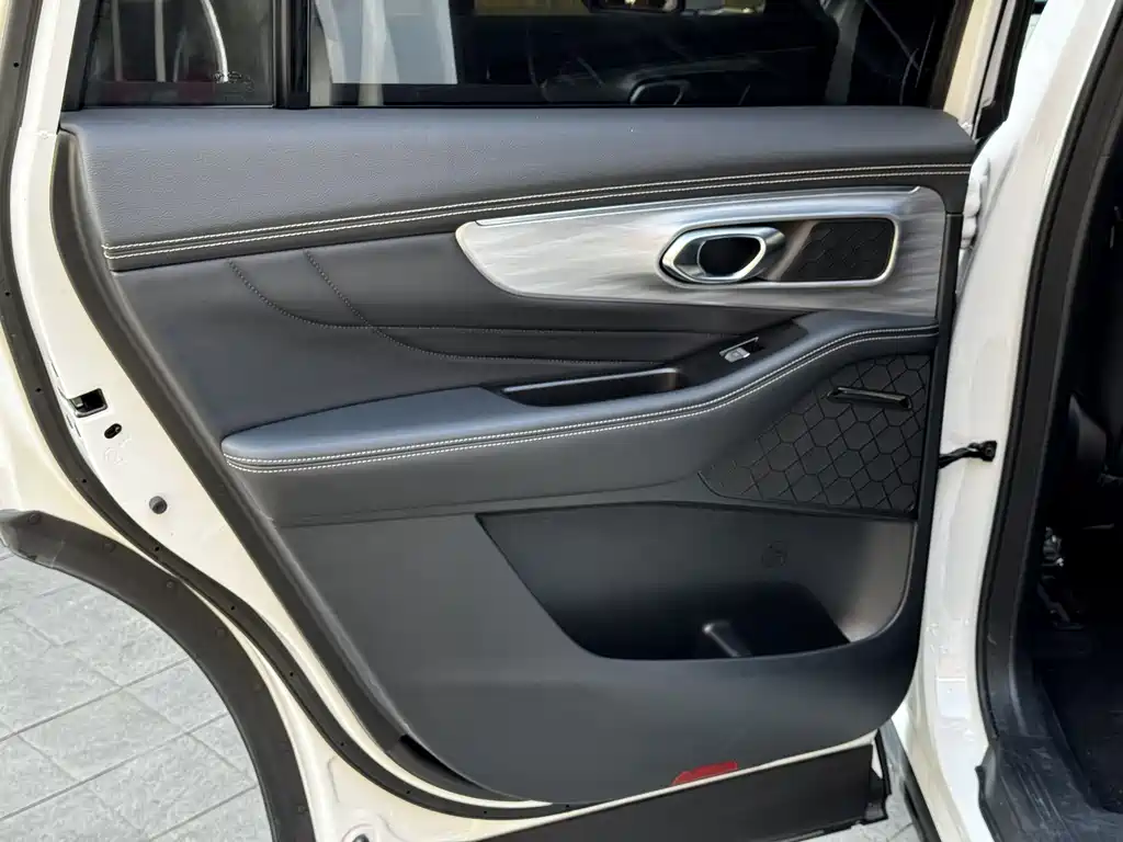 GAC Motor Trumpchi GS8 — фото 13