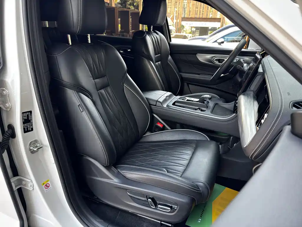GAC Motor Trumpchi GS8 — фото 19
