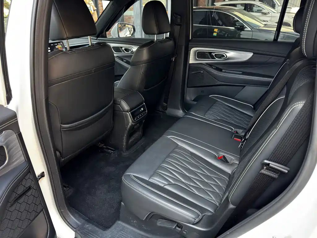 GAC Motor Trumpchi GS8 — фото 8