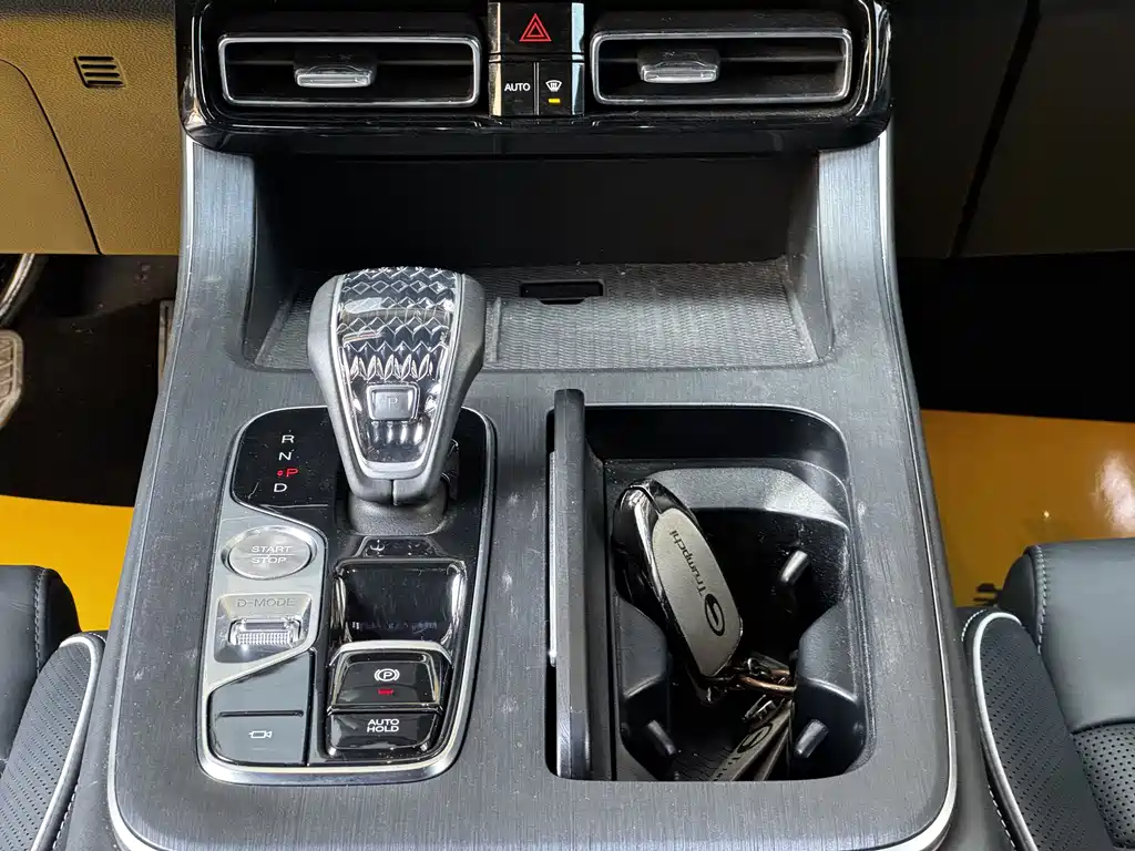 GAC Motor Trumpchi GS8 — фото 10