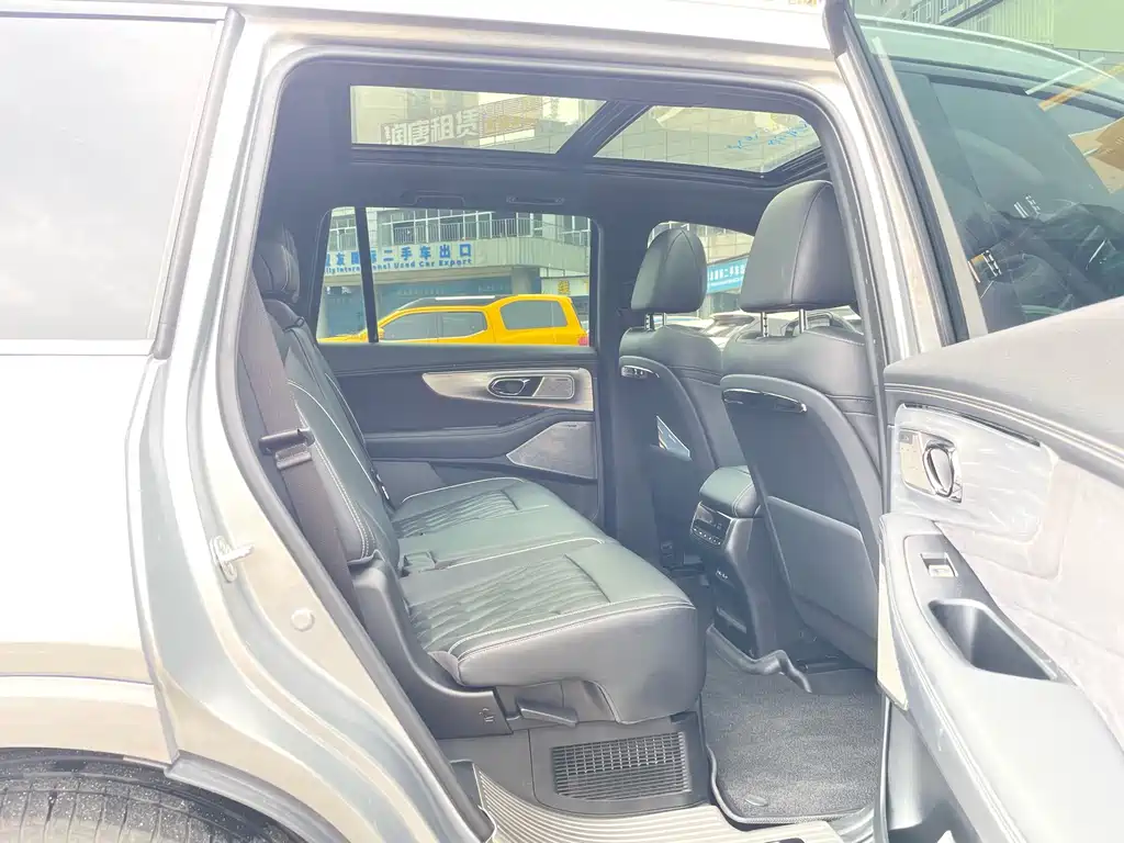 GAC Motor Trumpchi GS8 — фото 14