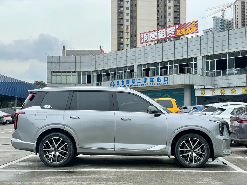 GAC Motor Trumpchi GS8 — фото 40