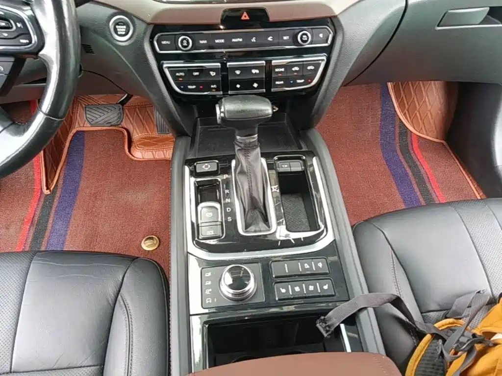 GAC Motor Trumpchi GS8 — фото 14