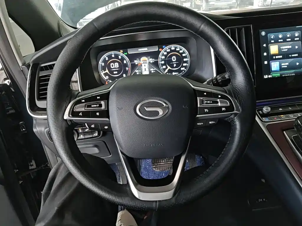 GAC Motor Trumpchi M8 — фото 11