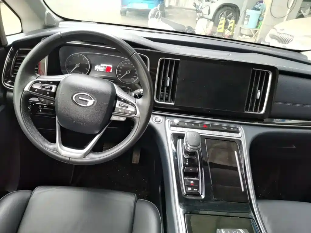 GAC Motor Trumpchi M8 — фото 10