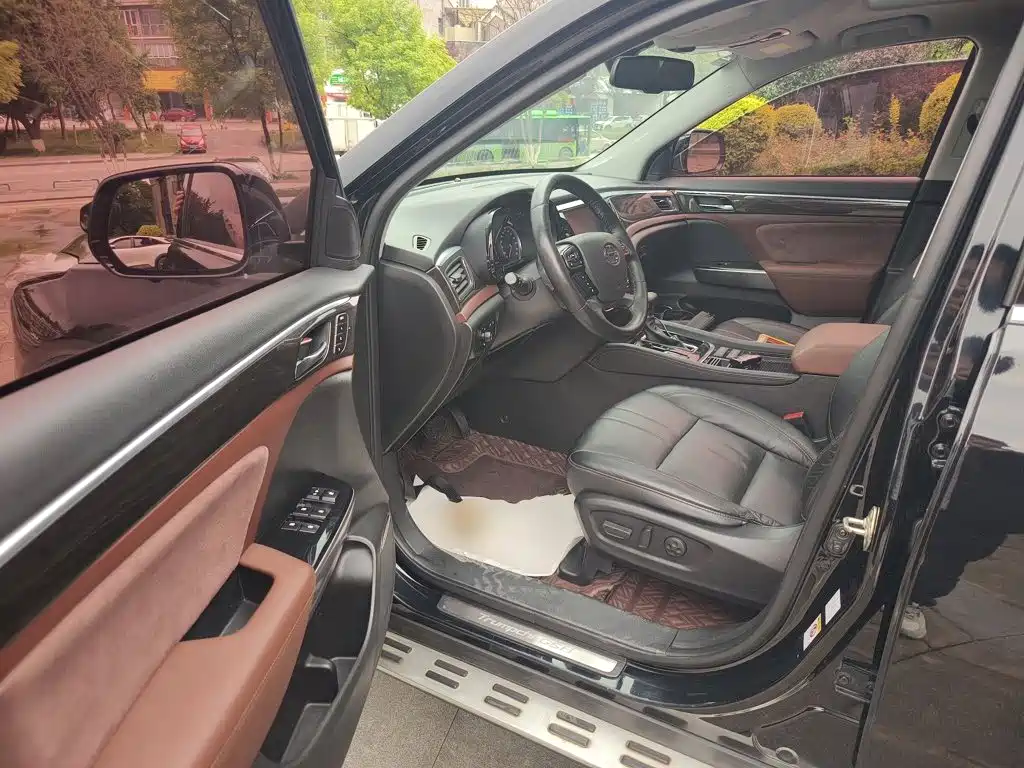 GAC Motor Trumpchi GS8 — фото 15