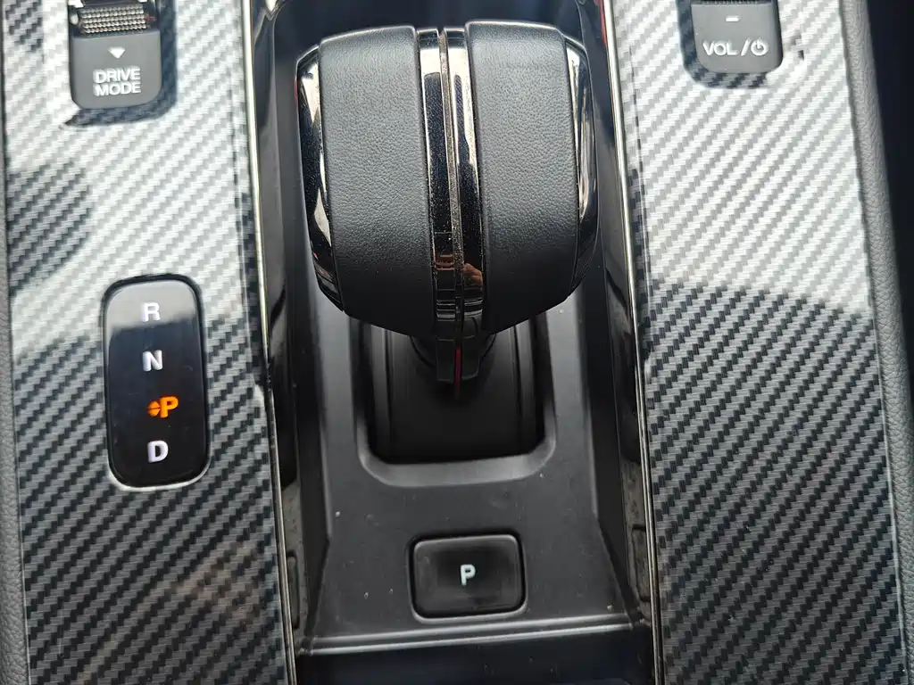 GAC Motor Shadow Leopard — фото 13
