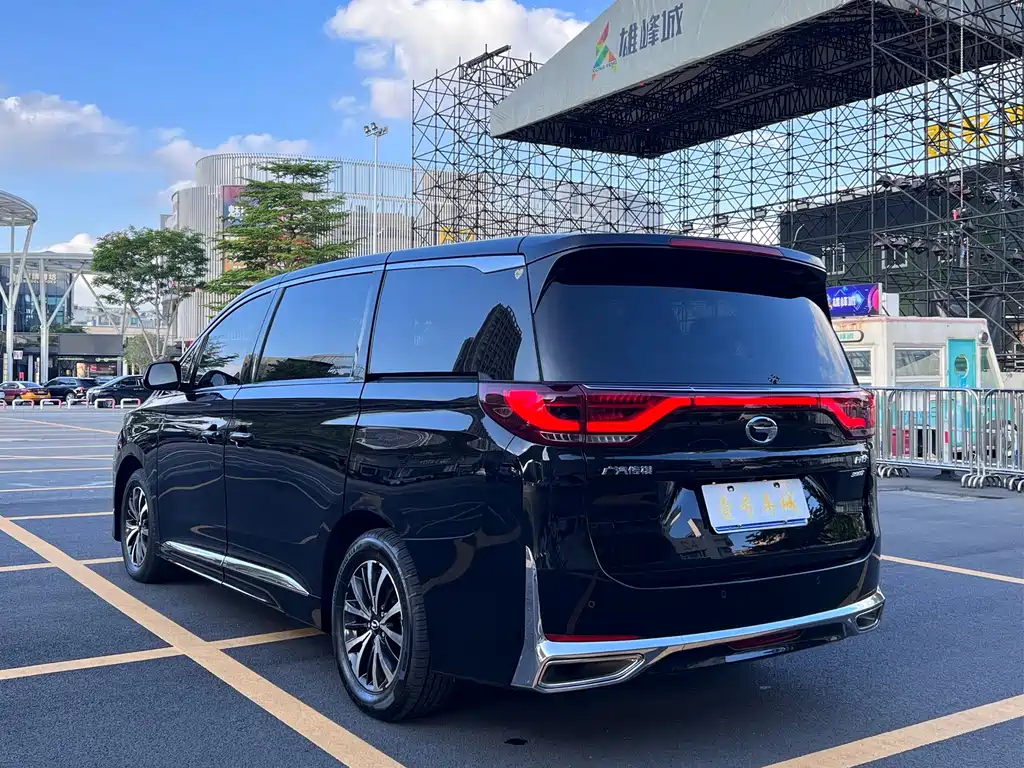 GAC Motor Trumpchi M8 — фото 4
