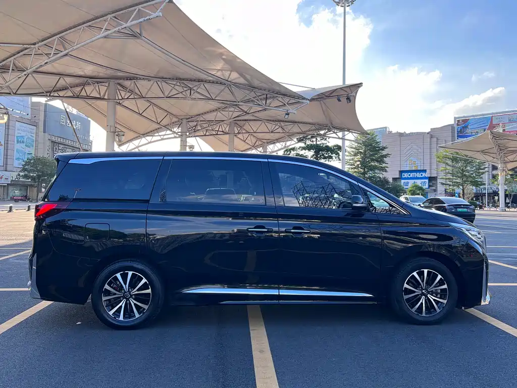 GAC Motor Trumpchi M8 — фото 7