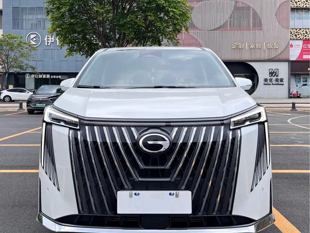 GAC Motor Trumpchi M8 — фото 2