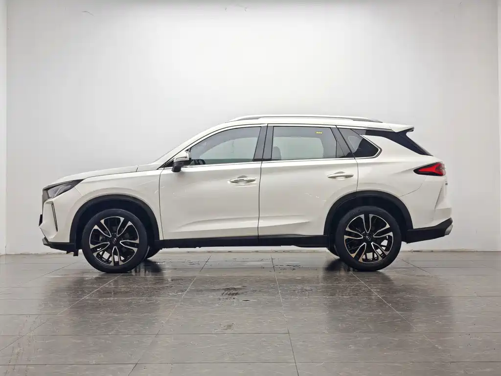 GAC Motor GS4 Plus — фото 11