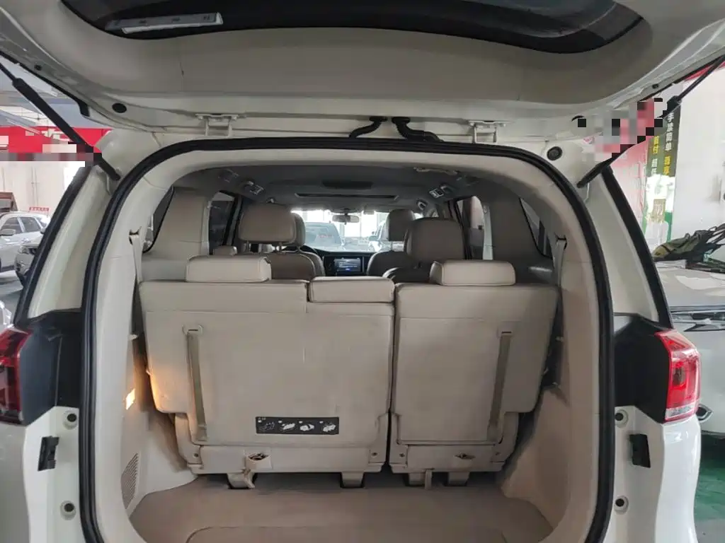 GAC Motor Trumpchi M8 — фото 19