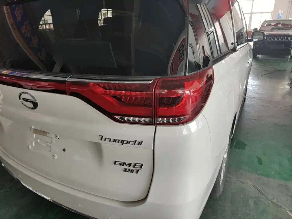 GAC Motor Trumpchi M8 — фото 8