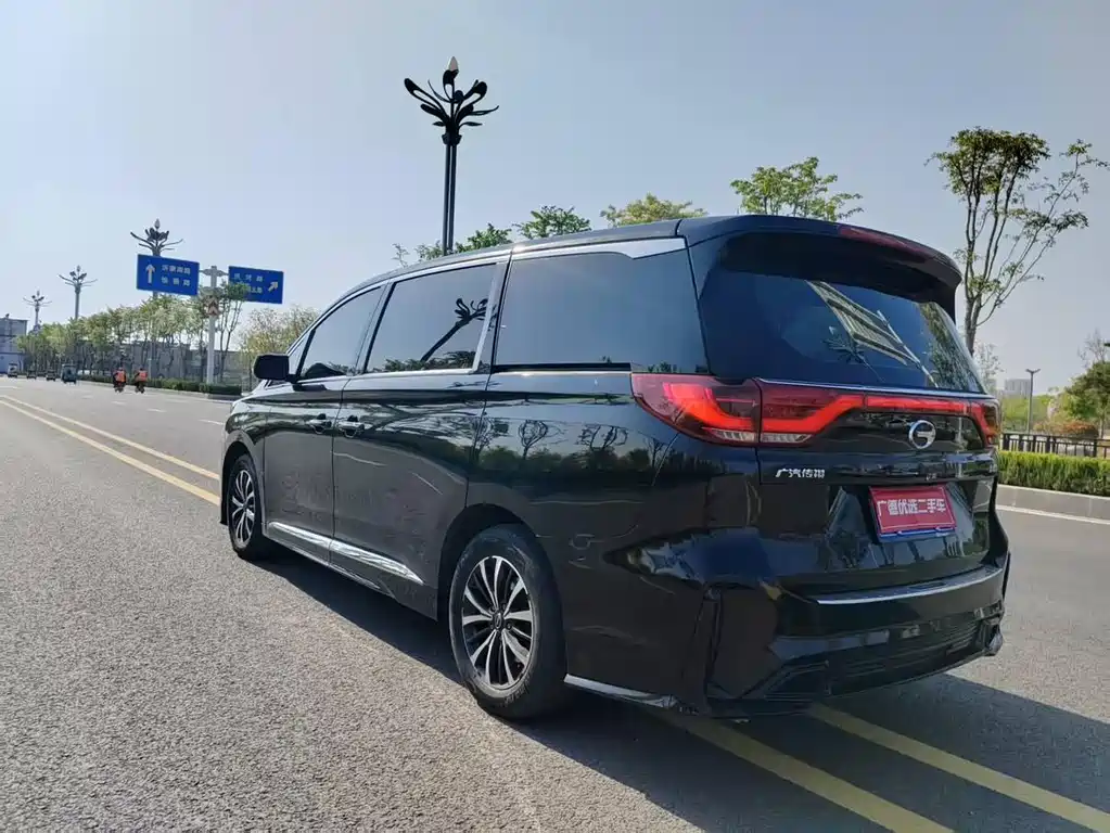 GAC Motor Trumpchi M8 — фото 9