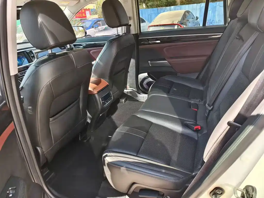 GAC Motor Trumpchi GS8 — фото 6