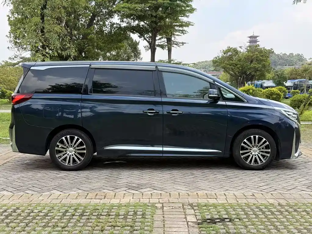 GAC Motor Trumpchi M8 — фото 4