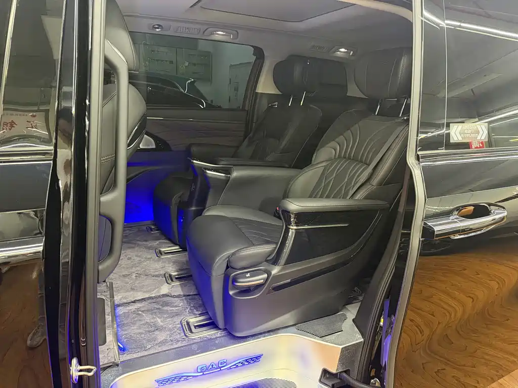 GAC Motor Trumpchi M8 — фото 8