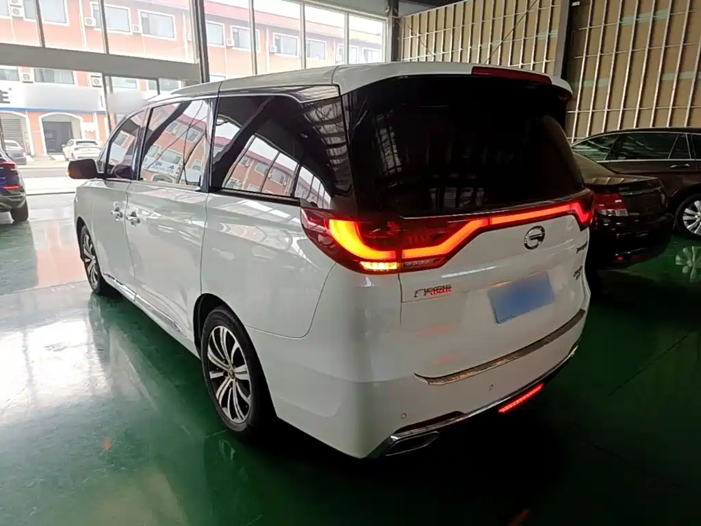 GAC Motor Trumpchi M8 — фото 5