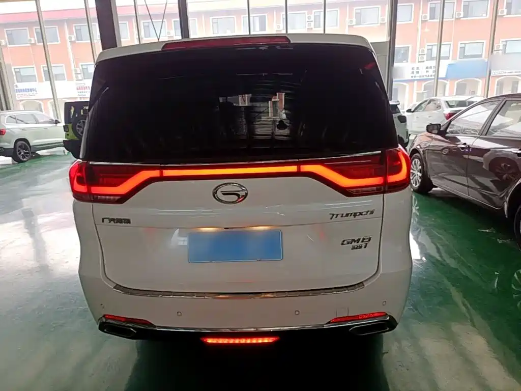 GAC Motor Trumpchi M8 — фото 6