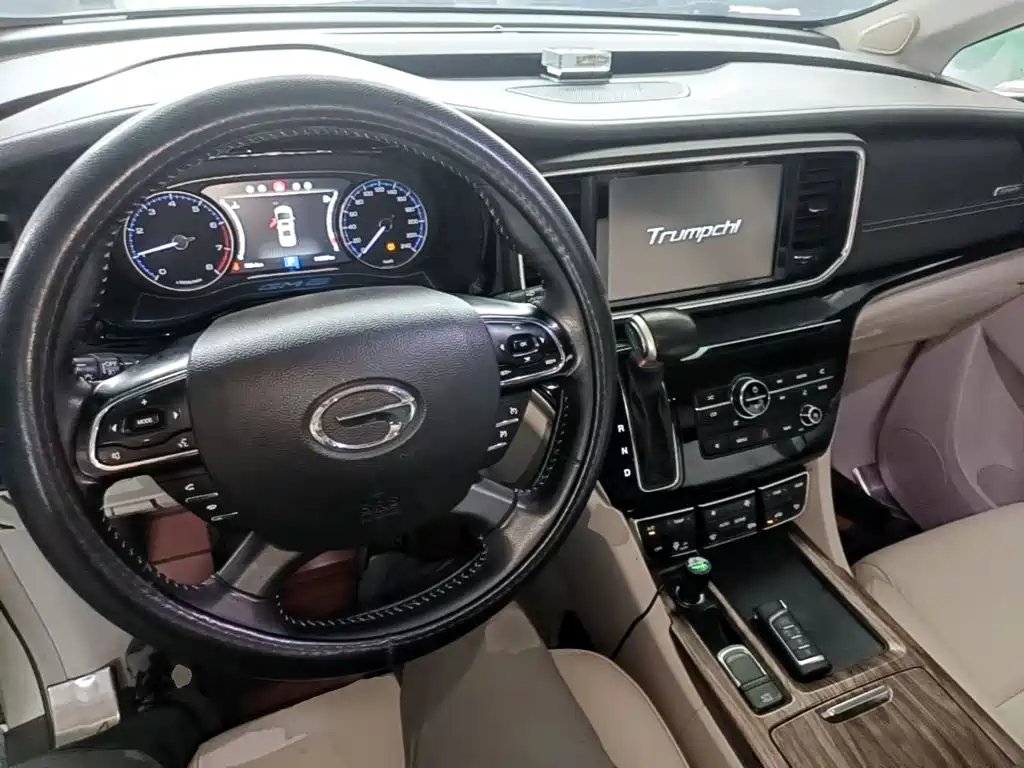 GAC Motor Trumpchi M8 — фото 10