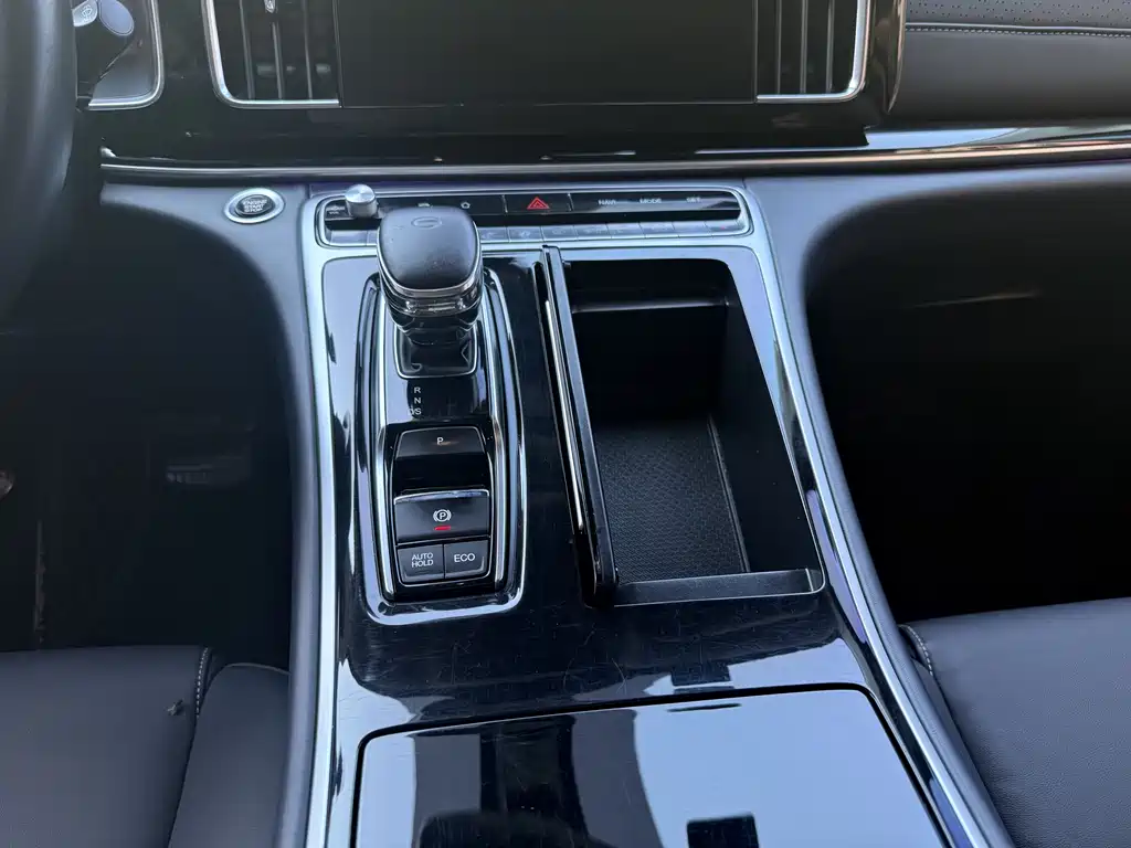 GAC Motor Trumpchi M8 — фото 8