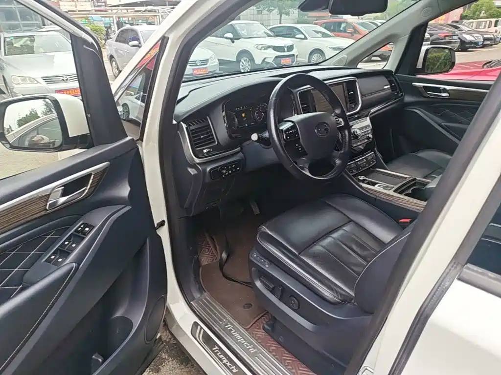 GAC Motor Trumpchi M8 — фото 16