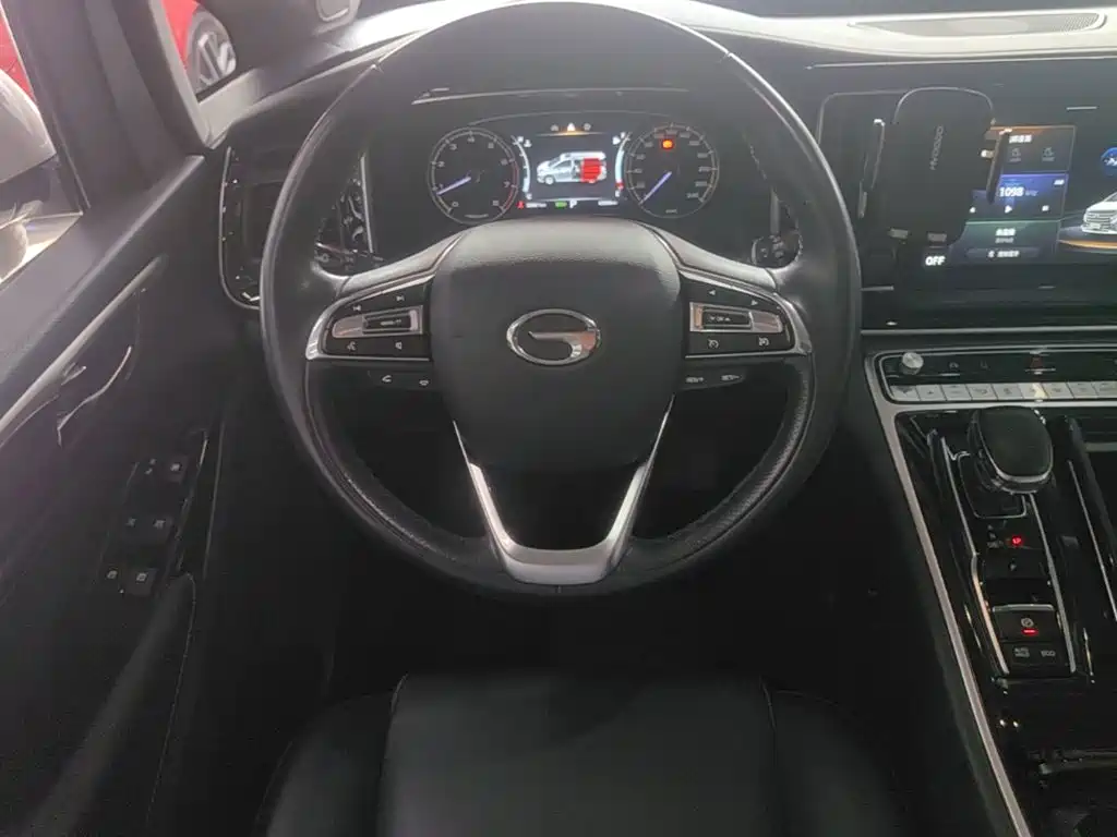 GAC Motor Trumpchi M8 — фото 11