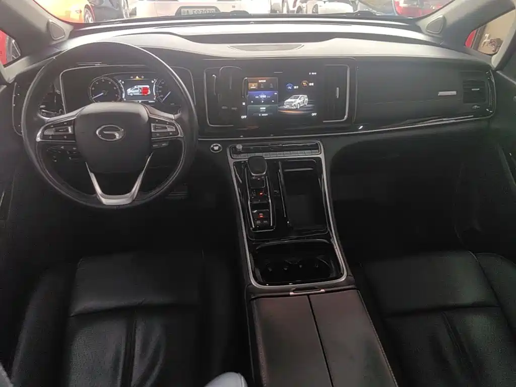 GAC Motor Trumpchi M8 — фото 10