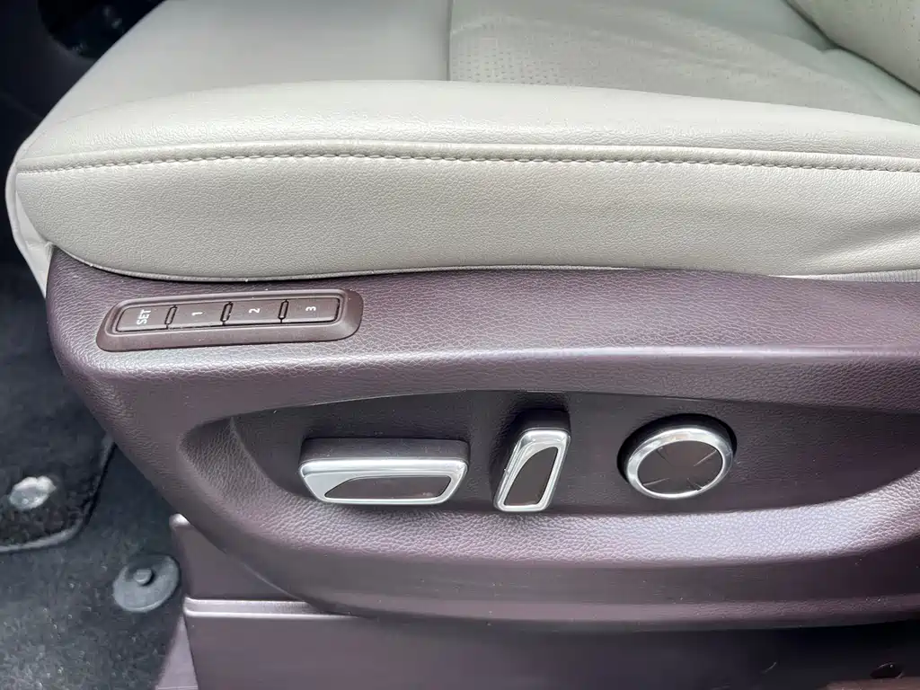 GAC Motor Trumpchi M8 — фото 11