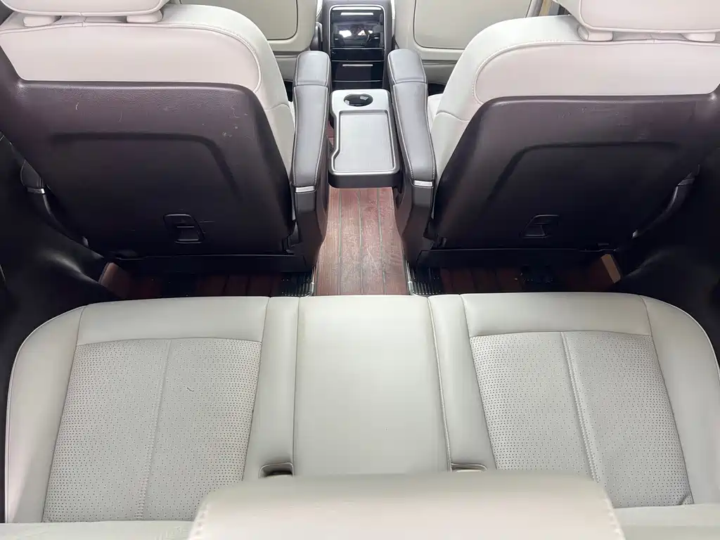 GAC Motor Trumpchi M8 — фото 15