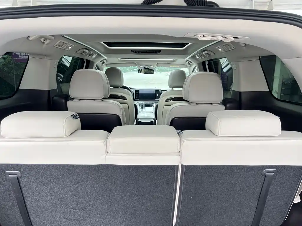GAC Motor Trumpchi M8 — фото 19