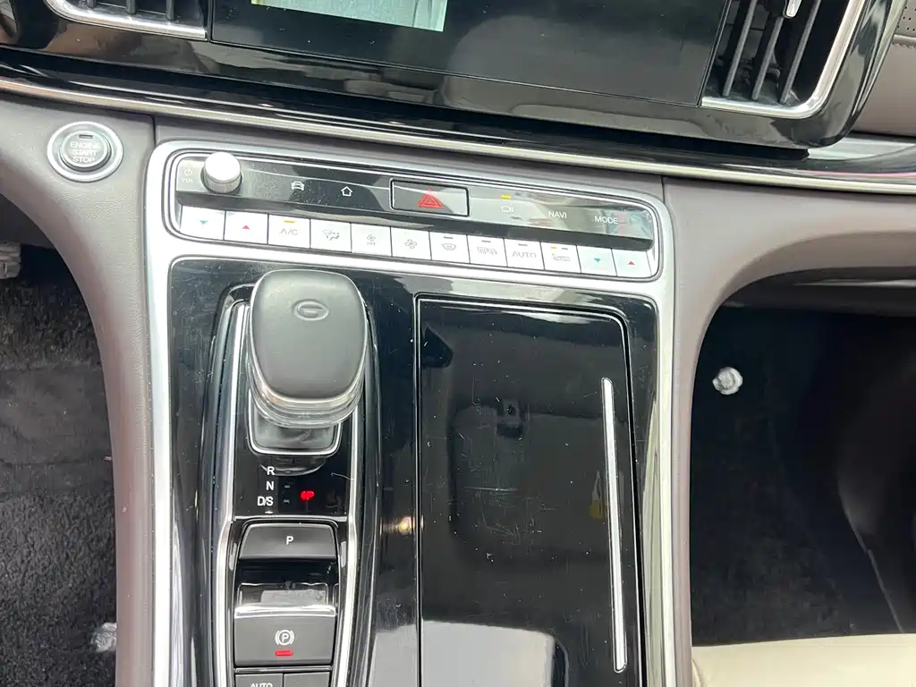 GAC Motor Trumpchi M8 — фото 10