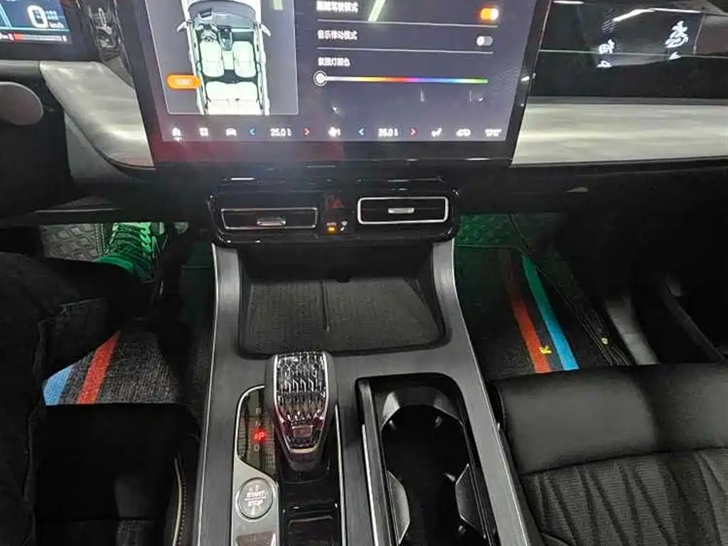GAC Motor Trumpchi GS8 — фото 10