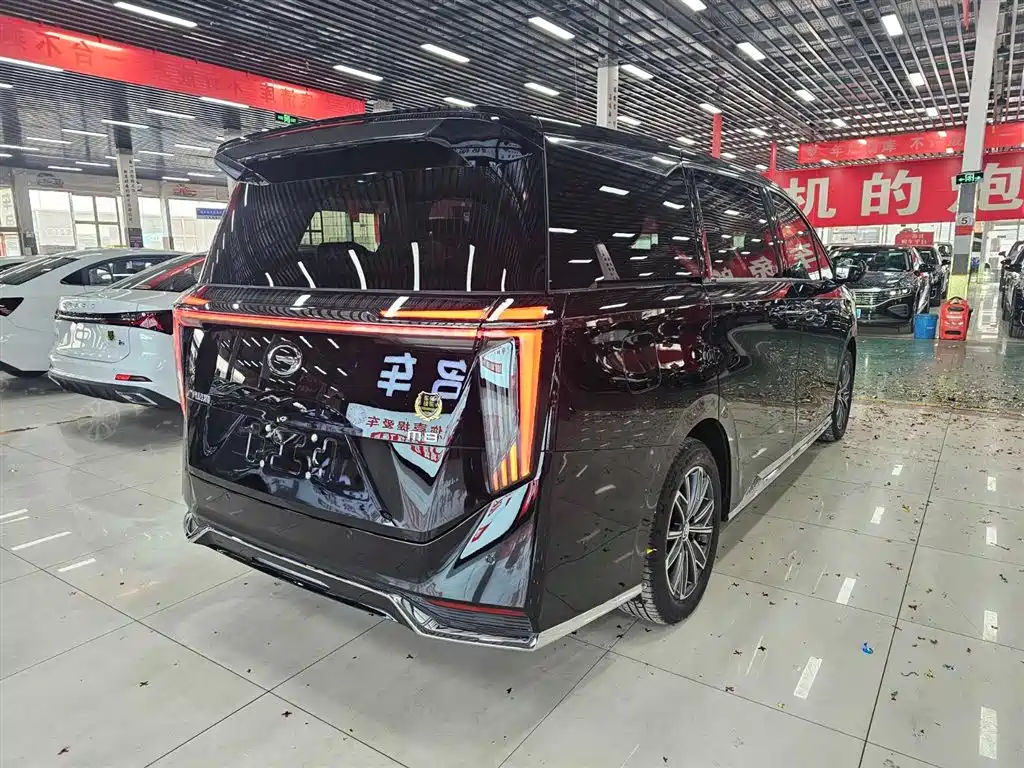 GAC Motor Trumpchi M8 — фото 5