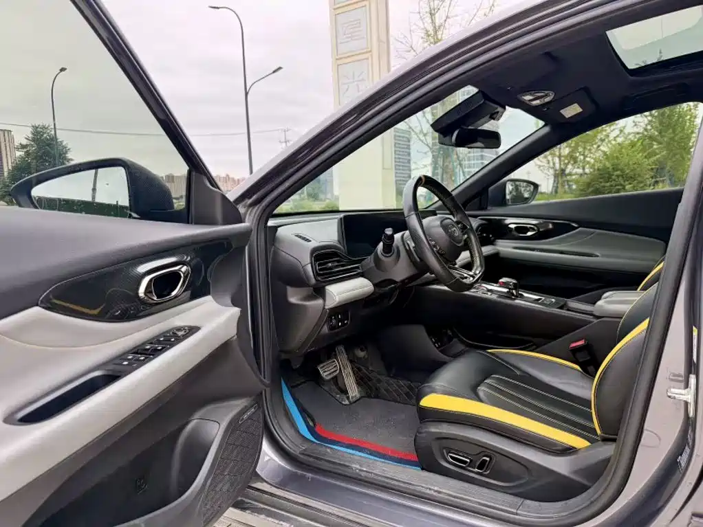 GAC Motor Shadow Leopard — фото 15