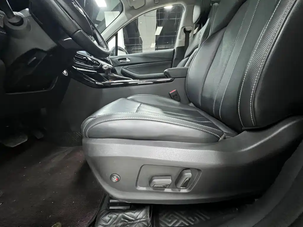GAC Motor Trumpchi GS4 — фото 13